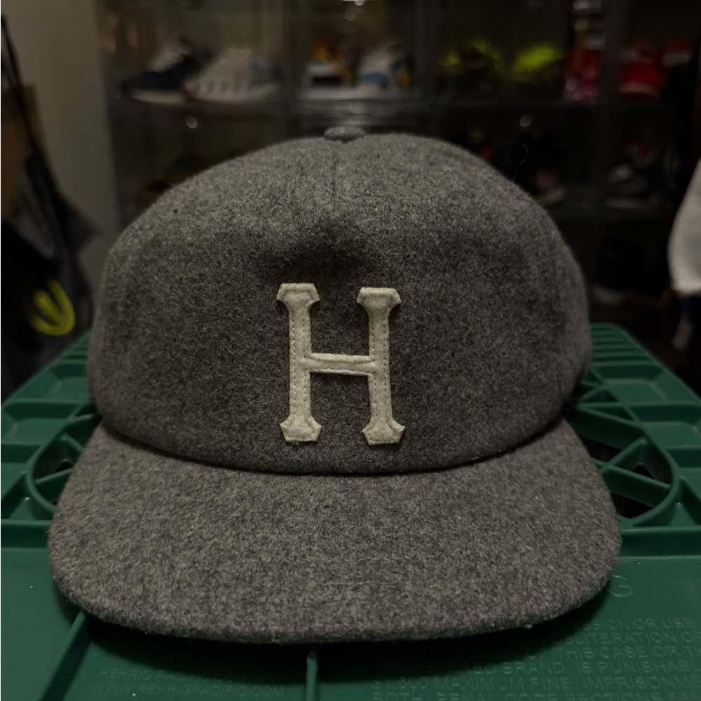 HUF Charcoal grey SnapBack Cap with White 'H' Logo